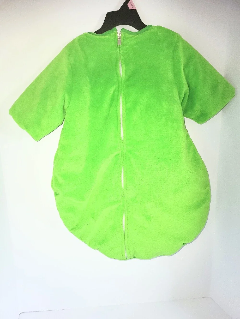 NWOT Baby Green Plush Bunting Pea Pod Costume Halloween 0-6 Months Unisex Infant